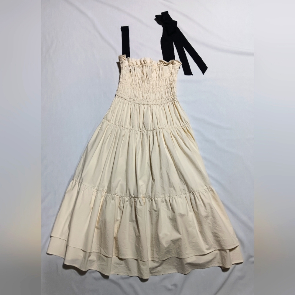 Ciao Lucia Cream Dress with Black Straps - Picture 4 of 9